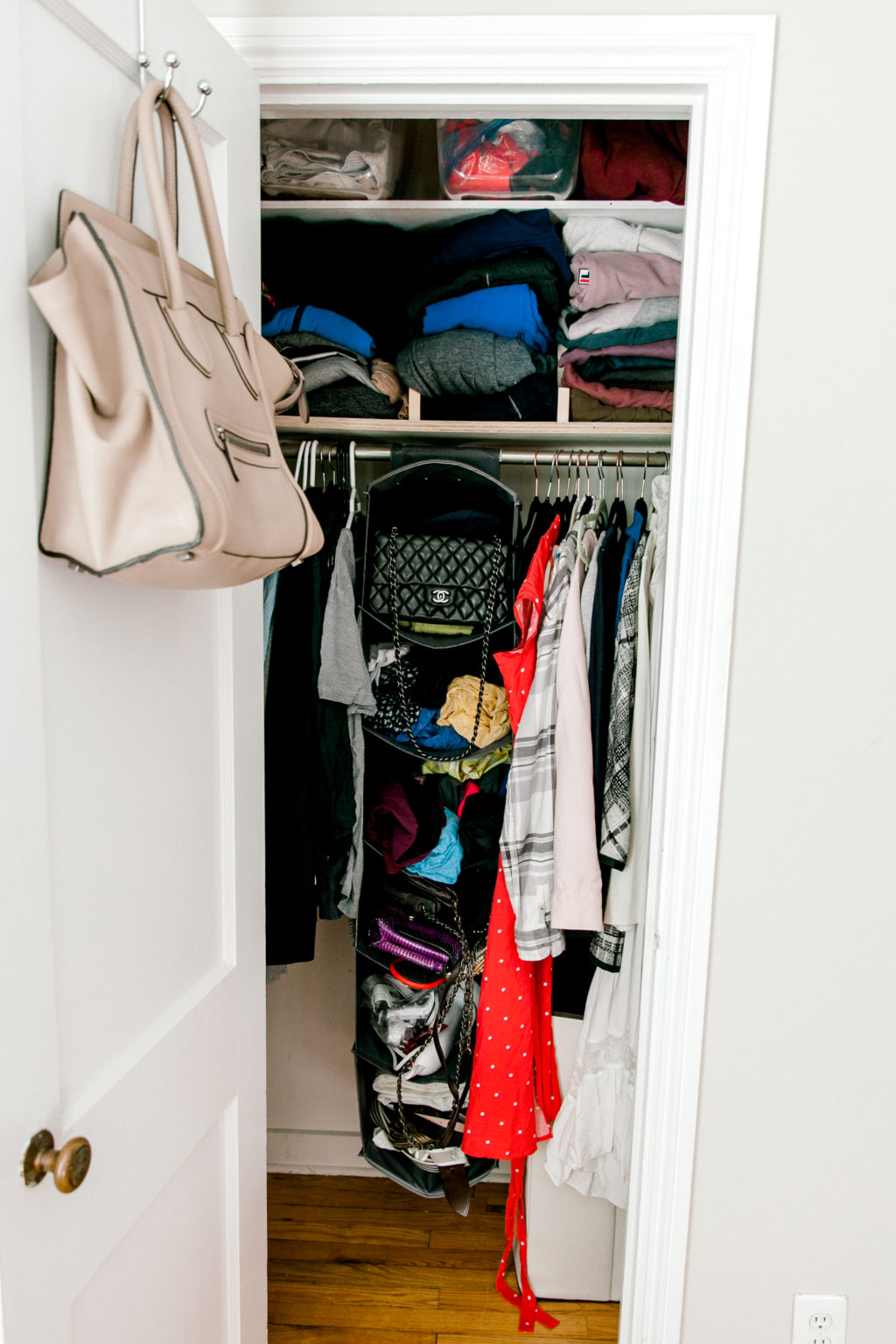 10 TIPS ON HOW TO ORGANIZE A SMALL CLOSET - If Only April